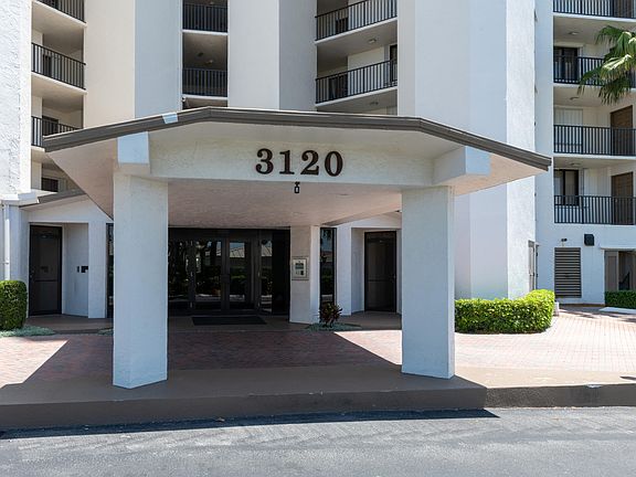 4th image of 3120 N Highway A1a #1504