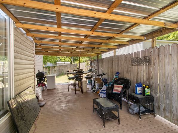206 Sanford Ave, Eufaula, AL 36027