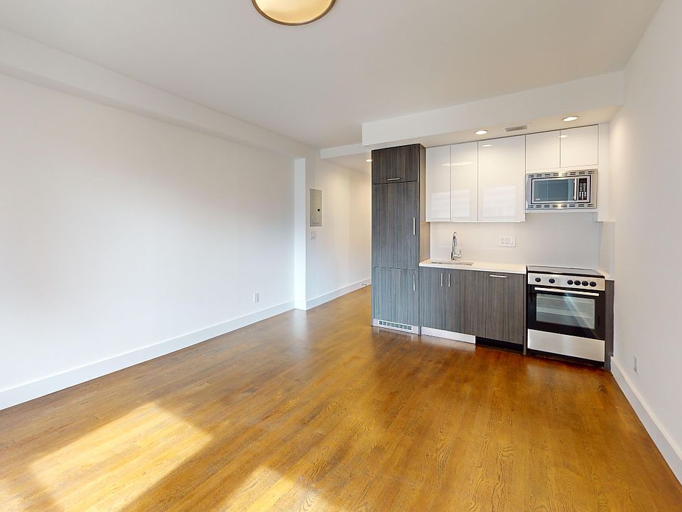 1st image of 666 W End Ave APT 11I