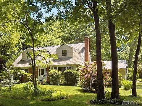 1st image of 1 Tudor Dr