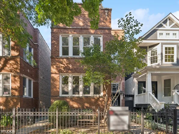 1718 W Balmoral Ave, Chicago, IL 60640