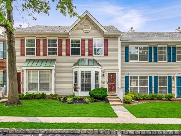 21 Balboa Ln, Franklin Twp., NJ 08823
