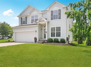 2352 Becket Cir, Stow, OH 44224