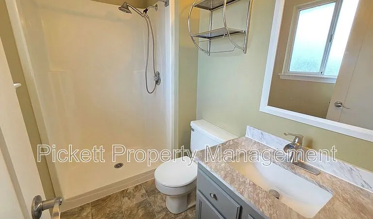 1367 NW Rockford Cir — Photo 22