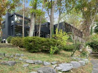 48 Dennis Dr, New Rochelle, NY 10804