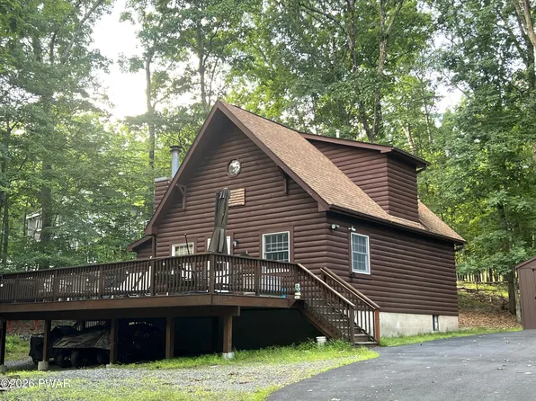 118 Karl Hope Blvd, Lackawaxen, PA 18435