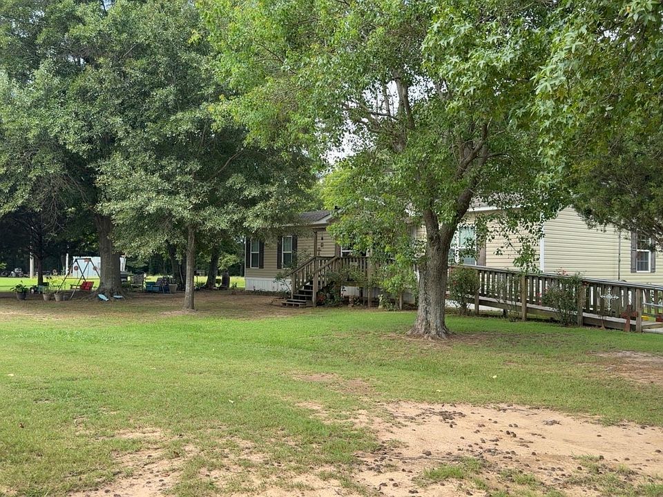 1st image of 267 Sandlin Ln