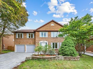 52 Fenwick Cres, Markham, ON L3R4H7