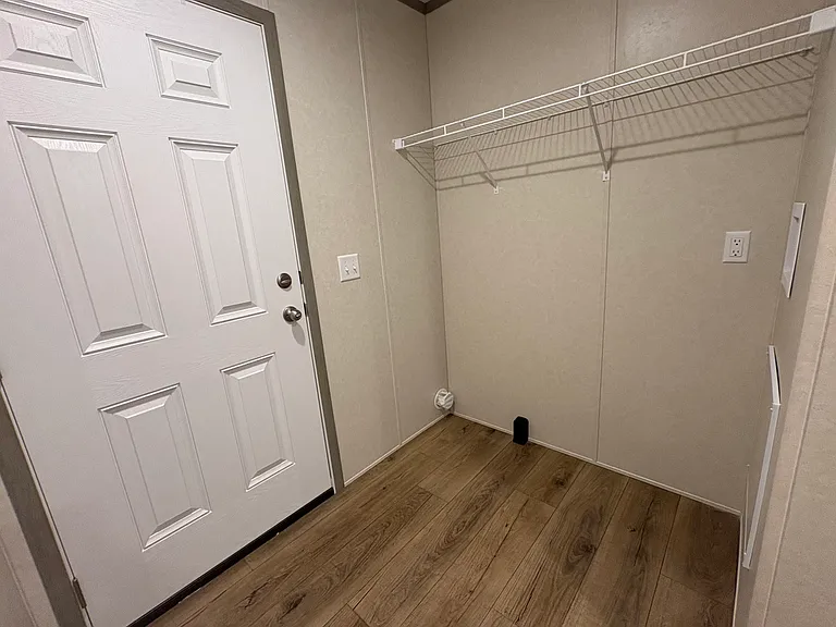 397 Melrose Ln — Photo 10