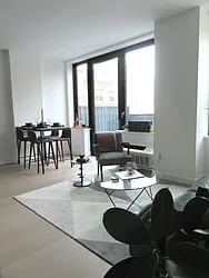 Rented by The Marketing Directors (Arias)