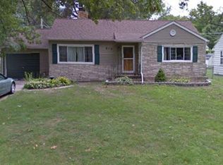 810 Bourland Ave, Waterloo, IA 50702