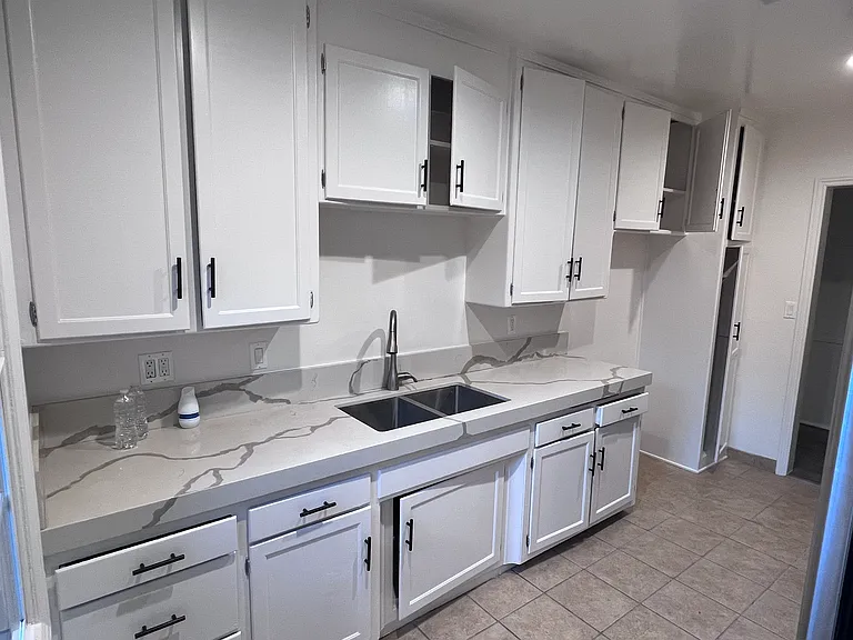 10650 Camarillo St #1 — Photo 6