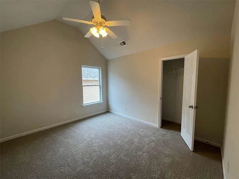 4205 Pointe Vecchio Cir — Photo 27