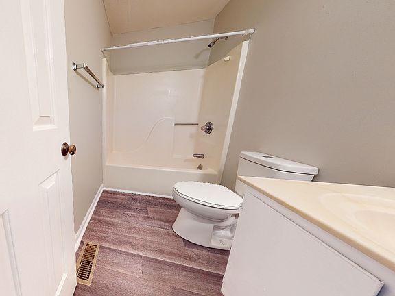 2nd image of 365 W Illinois Ave #376
