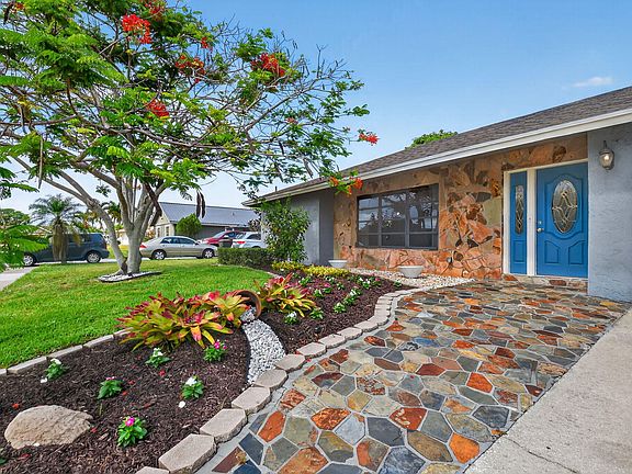 2nd image of 11784 Laurel Valley Circle