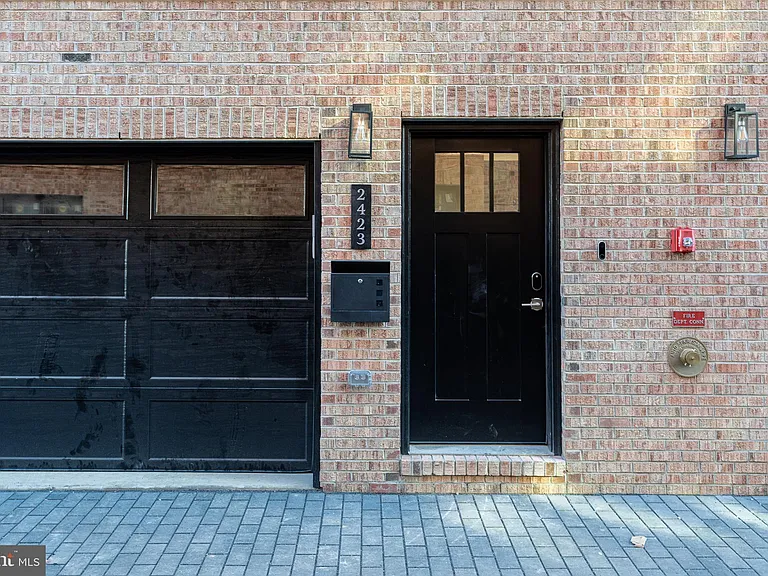 2423 Innovator Way — Photo 33