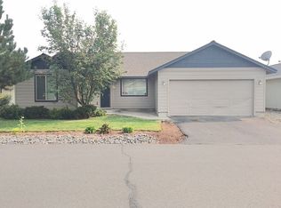561 SE Sugar Pine Way, Madras, OR 97741