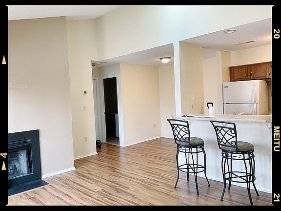 4th image of 2110 Aspen Dr