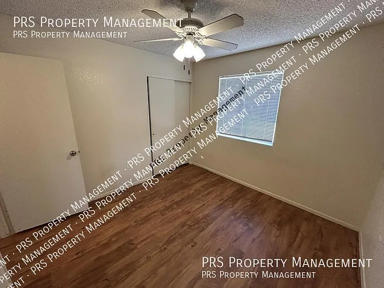 3147 E Edgewood Ave — Photo 15