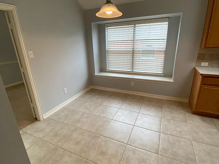 2508 Canyon Bay — Photo 5