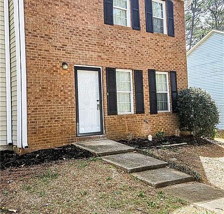 2nd image of 5582 Windwood Rd