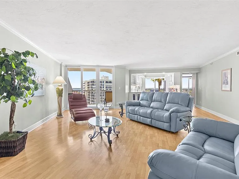 1660 Gulf Blvd #607 — Photo 6