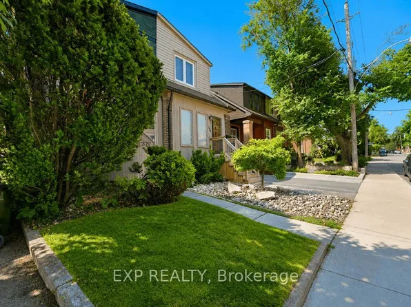 379 Davisville Ave, Toronto, ON M4S 1H4
