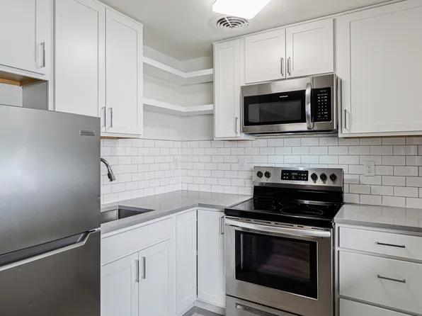 1320 14th Ave S, Seattle, WA