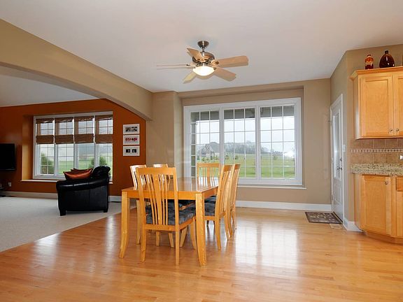 4th image of 15678 S Stonewall Dr