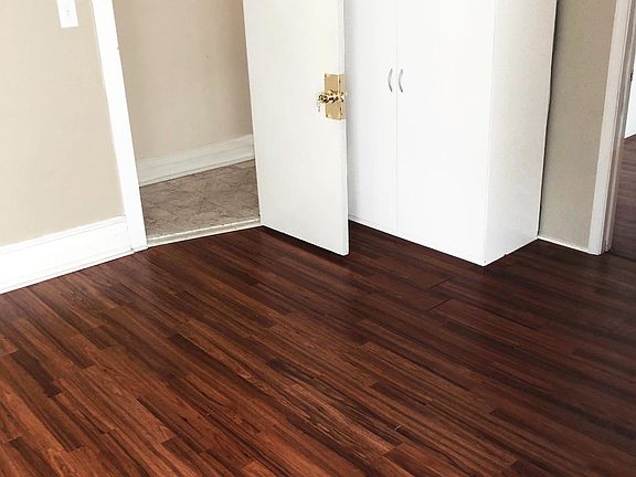 4th image of 228 N Franklin St APT 1