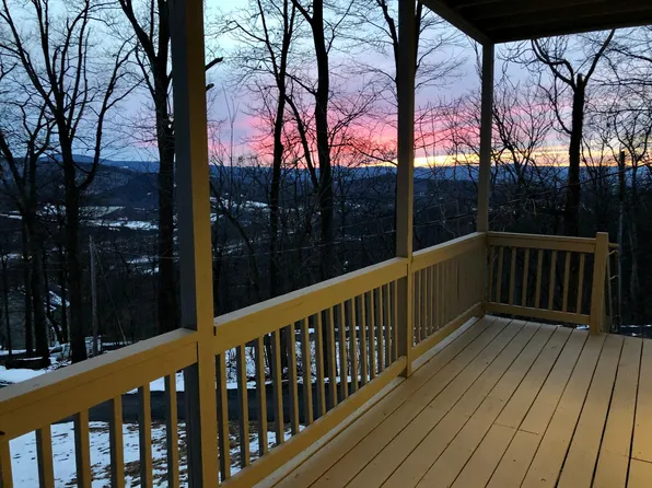 1245 Granny Smith Rd, Linden, VA 22642