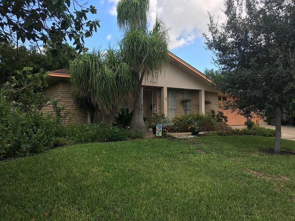 1st image of 930 E Ebony Dr