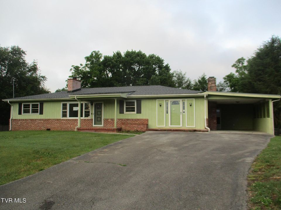1st image of 206 Cloverdale Pl