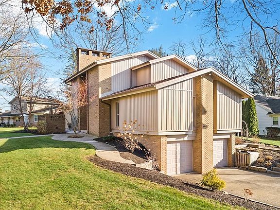2nd image of 545 Pebble Beach Dr