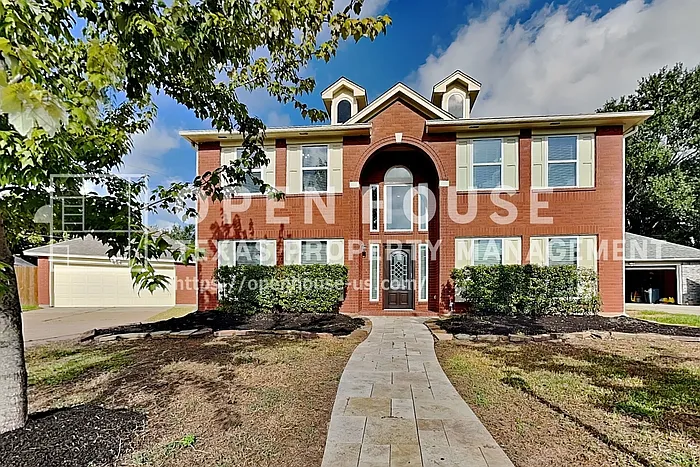 8510 Canyon Pine Dr