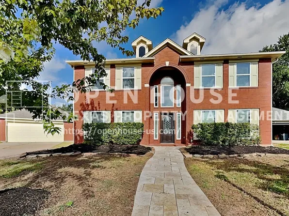 8510 Canyon Pine Dr, Spring, TX 77379