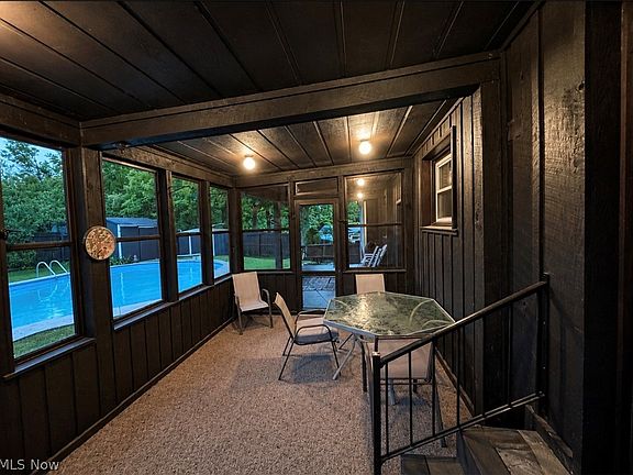 5th image of 8016 Harris Dr