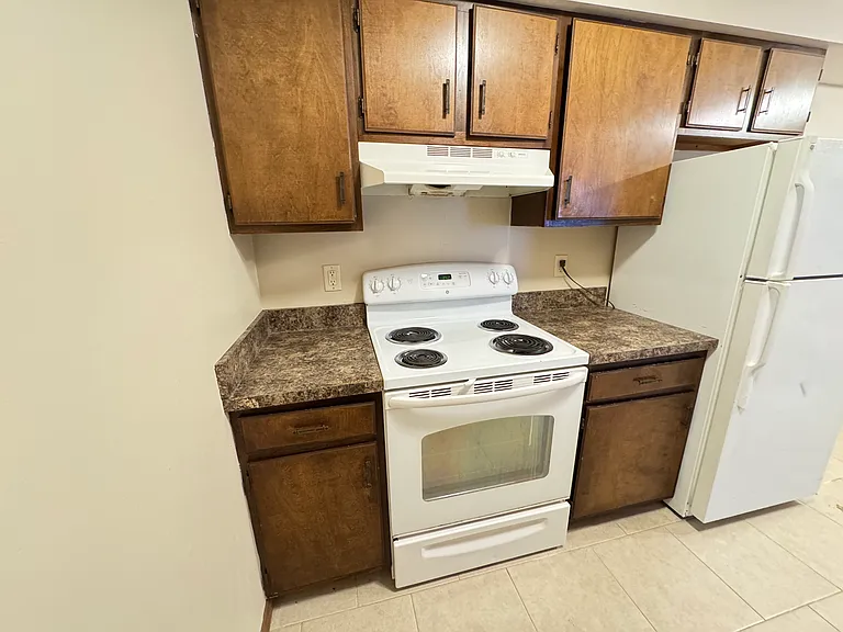 1802 Knox St #3 — Photo 4