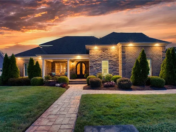 2860 Camarillo Ln, Virginia Beach, VA 23456