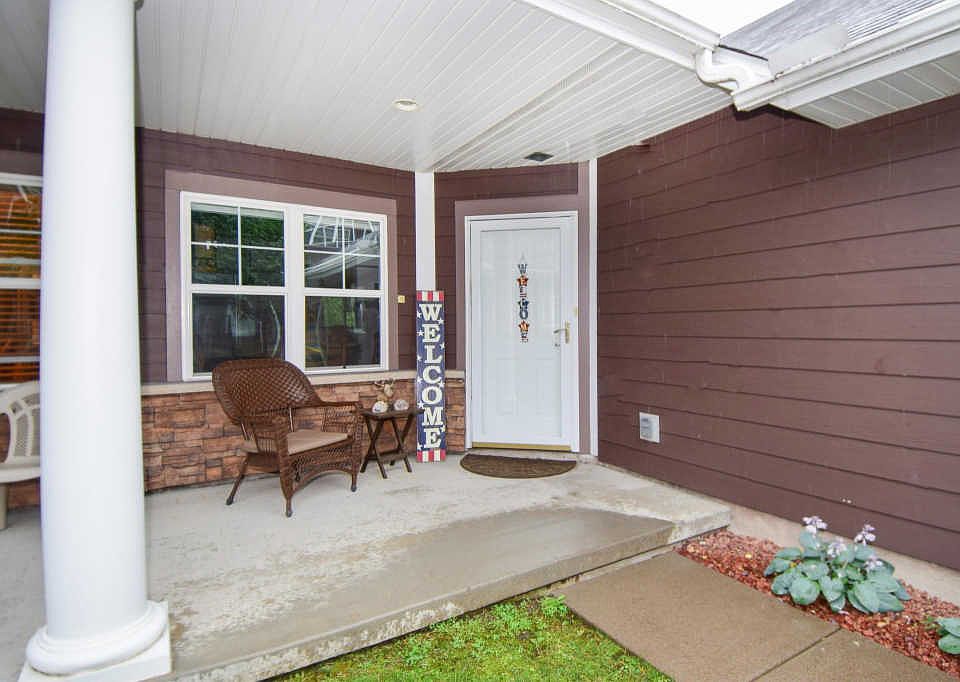 1st image of 206 Alberta Ln