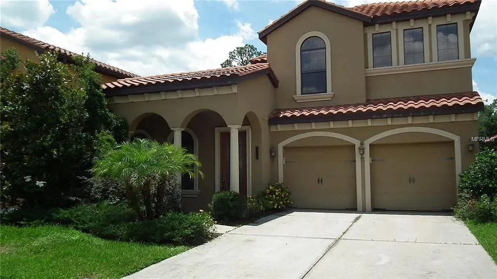 20334 Heritage Point Dr — Photo 1