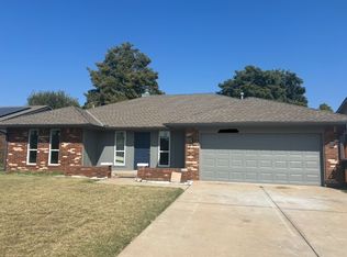 10019 Paisley Rd, Yukon, OK 73099
