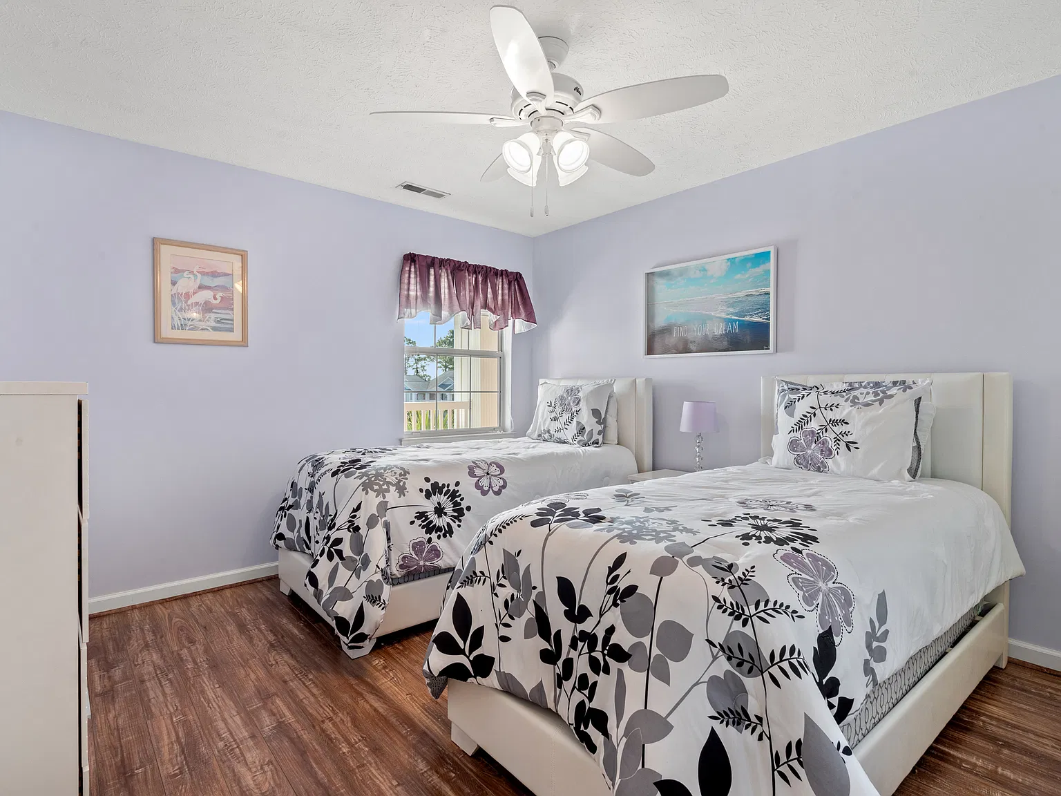 2 bed, 894 sqft, $1,450 — Photo 3
