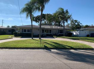958 44th Ave NE, Saint Petersburg, FL 33703