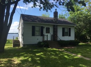 230 River Dr, Massena, NY 13662