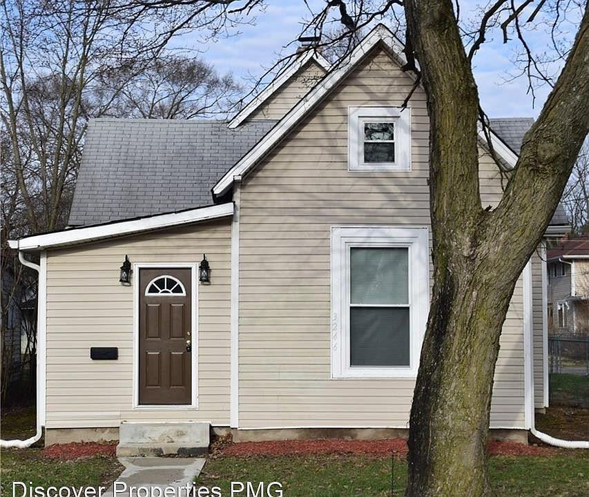 1st image of 3246 N Graceland Ave