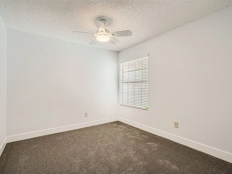 4844 Maryvale Dr — Photo 14