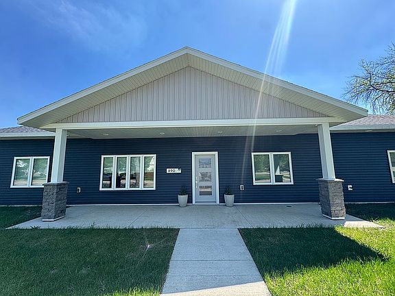 Front Patio 29' X 6'