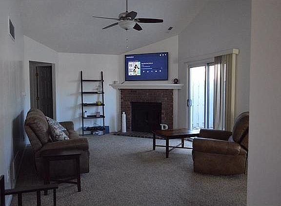 5th image of 3751 Smallwood Ln W