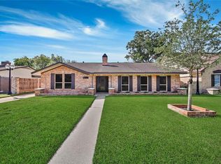 9407 Roos Rd, Houston, TX 77036